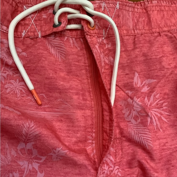 Tommy Bahama Swim Trunks - Picture 4 of 9